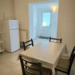 Jadran פורץ