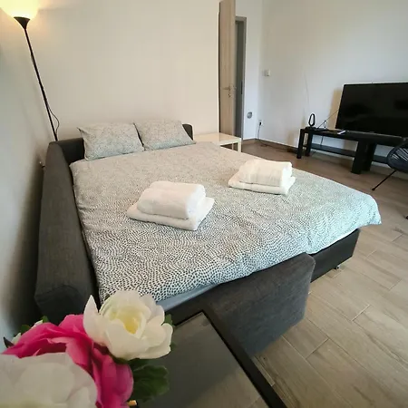 Jadran Апартаменты *